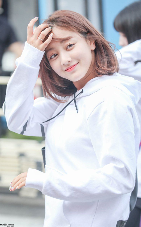 Twice Jihyo Adalah Alasan Grupnya Bisa Populer seperti Sekarang